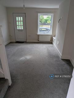 2 bedroom detached house to rent, Claygate, Peterborough, PE7