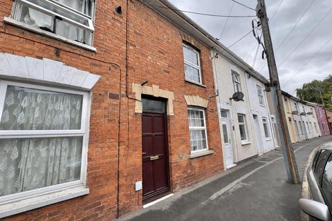 2 bed terraced house for rent in Redgate Street, Bridgwater