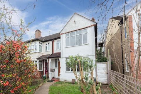 3 bedroom end of terrace house for sale, Queen Anne Avenue, Bromley