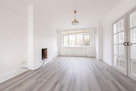 3 bedroom end of terrace house for sale, Queen Anne Avenue, Bromley