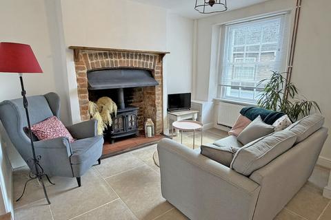 2 bedroom semi-detached house to rent, Cotford Road, Sidbury,