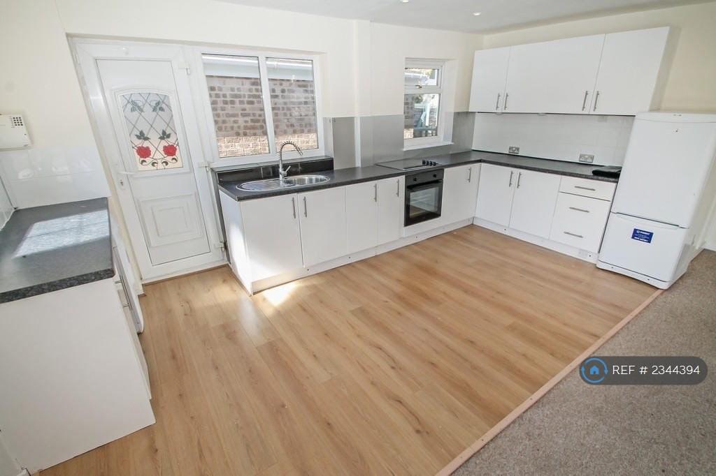 House in Leeds - View 2