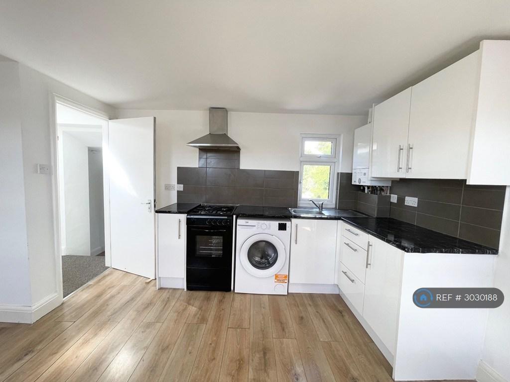 Apartment in London - View 2
