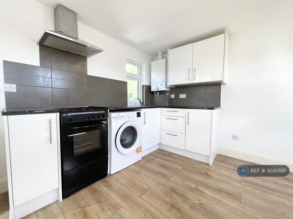 Apartment in London - View 3
