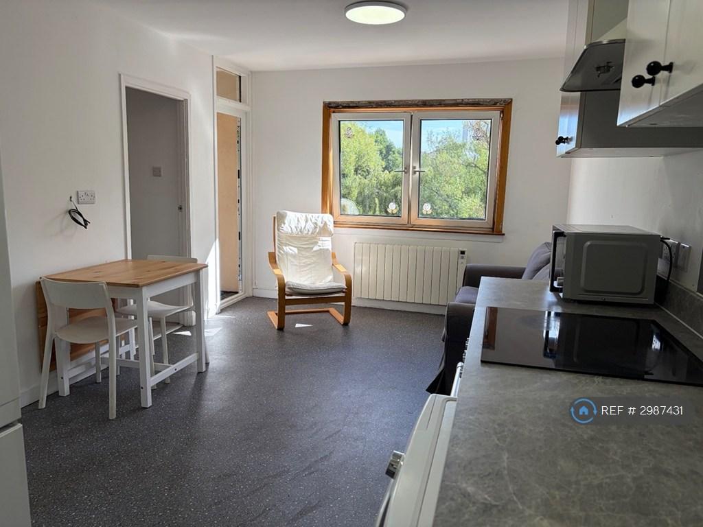 Apartment in Glasgow - View 4