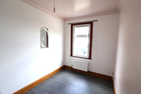 3 bedroom terraced house for sale, Church Road, LONDON, E12 6HN