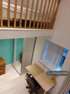 1 bedroom in a house share to rent, Kilvey Terrace, Swansea, SA1
