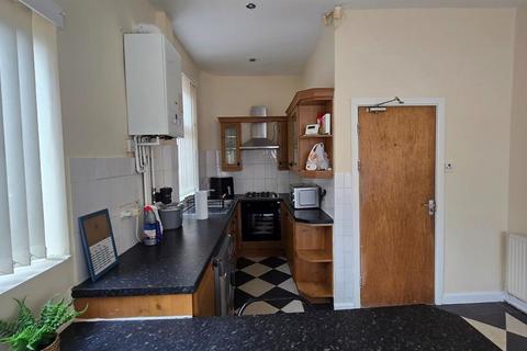 4 bedroom house to rent, Scarsdale Road, Manchester M14