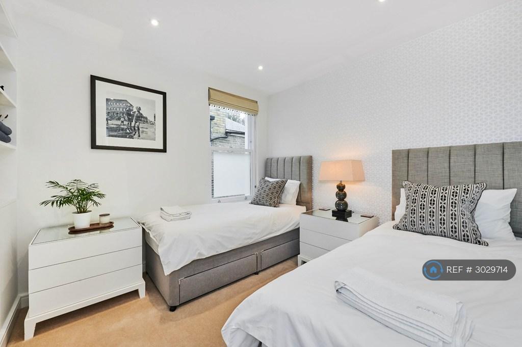 Apartment in London - View 2