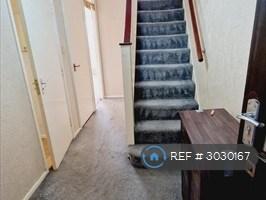Apartment in Hounslow - View 4