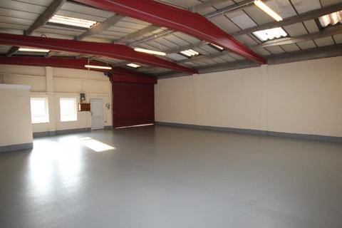 Warehouse to rent, Cradley Rd Cradley Heath B64 7RW