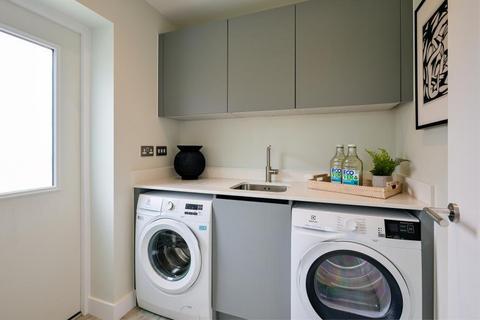 5 bedroom detached house for sale, at Hartmere, Cambridge CB2