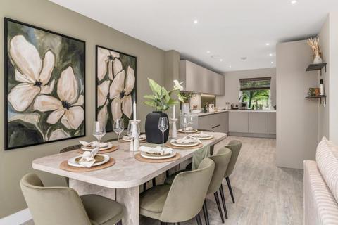5 bedroom detached house for sale, at Hartmere, Cambridge CB2