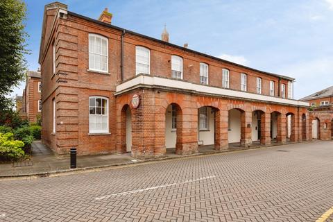 1 bed flat/apartment for rent in Royal Gate, Southsea, Hampshire, PO4