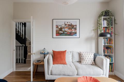 3 bedroom maisonette for sale, Murchison Road, London E10