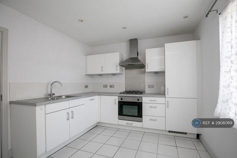 1 bedroom semi-detached house to rent, Hardy Mews, Uxbridge, UB8