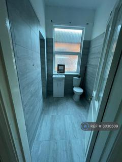 Studio to rent, Colwyn Road, Northampton, NN1