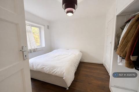 undefined, Sandown Way, Northolt, UB5