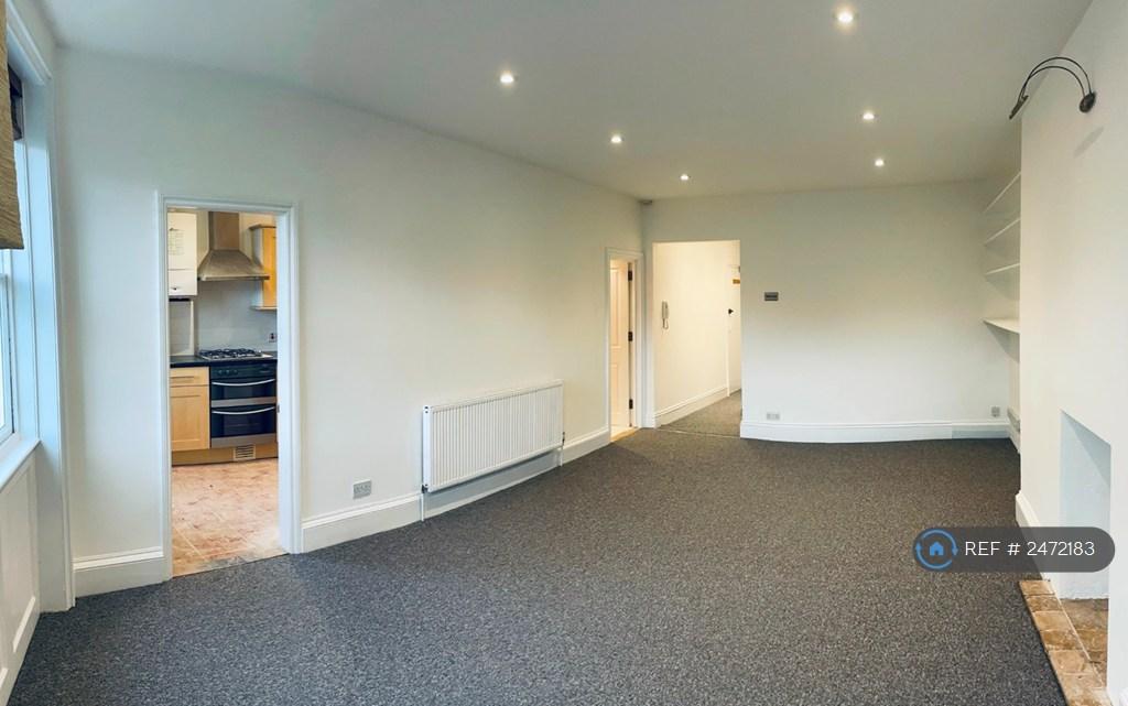 Apartment in Brighton, Brunswick - View 3