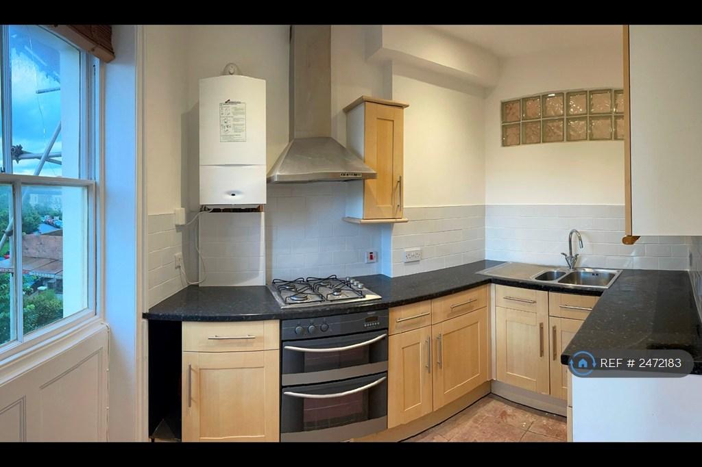Apartment in Brighton, Brunswick - View 5