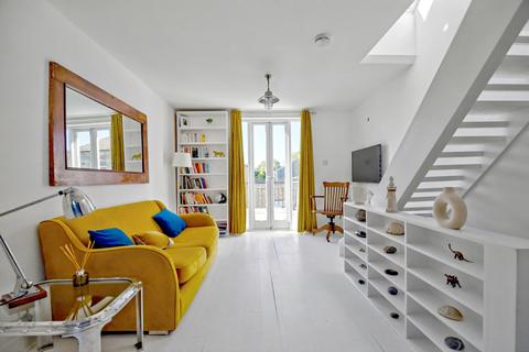 3 bedroom terraced house for sale, York Rise, Dartmouth Park, London NW5