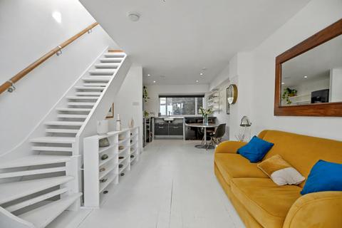 3 bedroom terraced house for sale, York Rise, Dartmouth Park, London NW5
