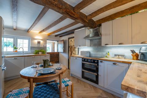 2 bedroom cottage for sale, Church Lane, Marchington, ST14