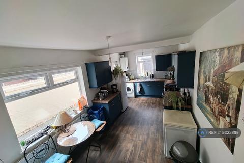 2 bedroom terraced house to rent, Bedford Road, Bootle, L20