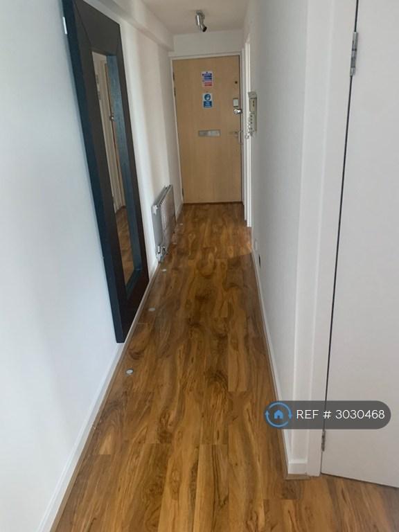 Apartment in Glasgow - More