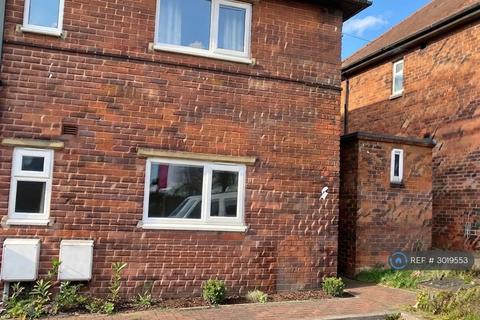 2 bedroom maisonette to rent, Cummings Street, Stoke-On-Trent, ST4
