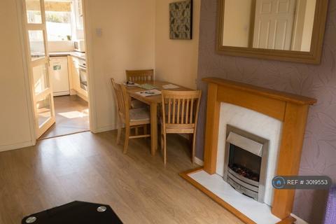 2 bedroom maisonette to rent, Cummings Street, Stoke-On-Trent, ST4