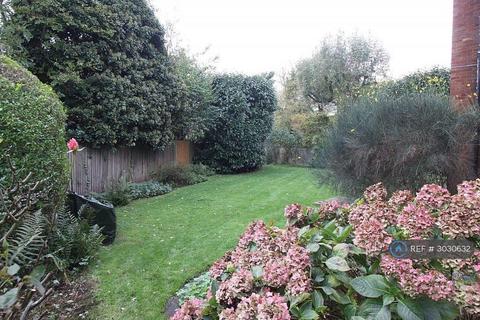 1 bedroom flat to rent, Exeter Road, London, NW2