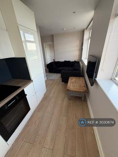 1 bedroom flat to rent, Buckingham Street, Aylesbury, HP20