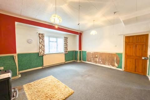4 bedroom semi-detached house for sale, 184 Yarm Road, Darlington, County Durham DL1 1XE