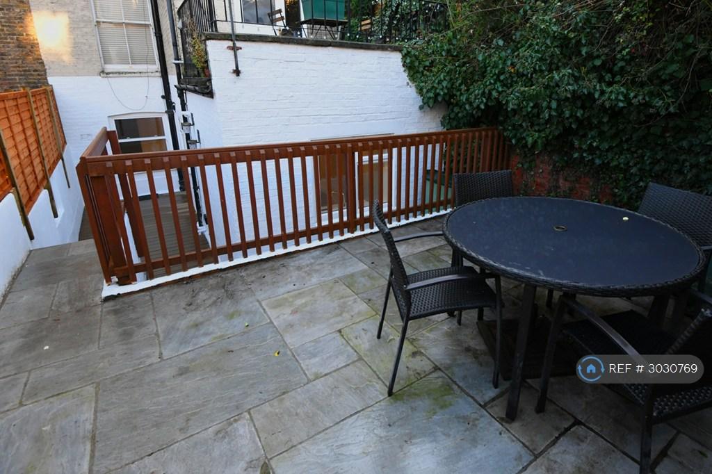 Apartment in London - View 4