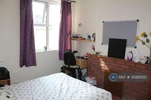1 bedroom in a house share to rent, Perry St, Northampton, NN1