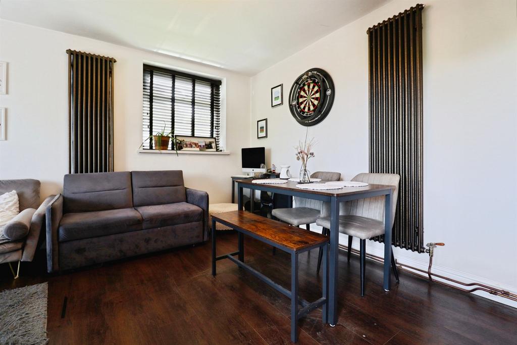 Apartment in CARDIFF - View 2