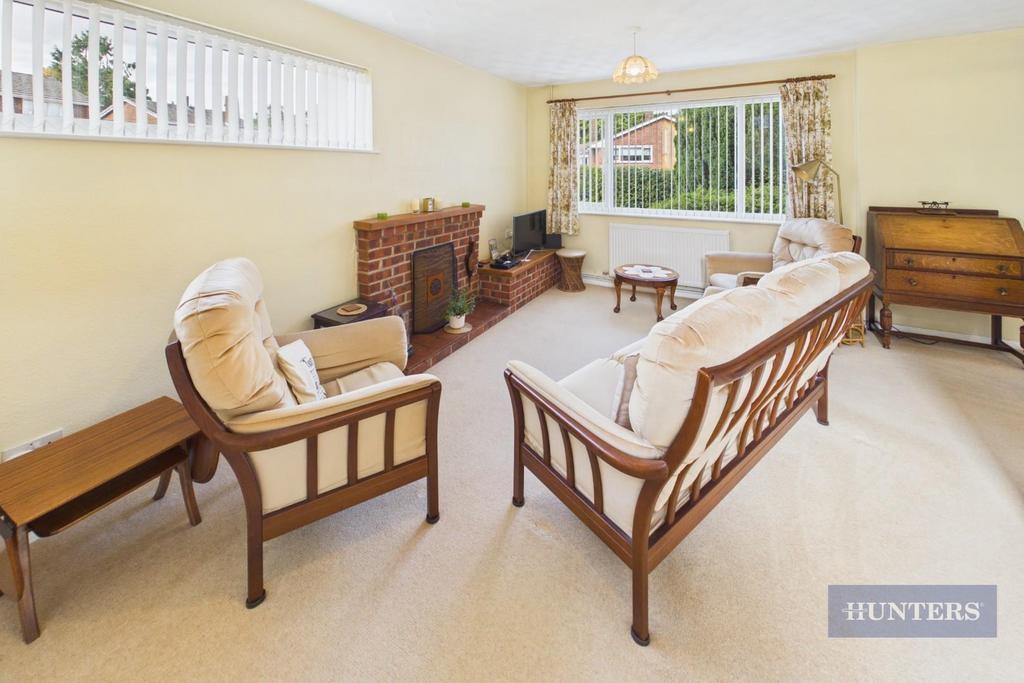 House in Southampton, Bassett Green - View 4