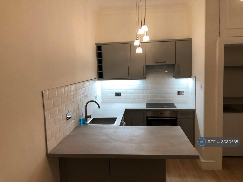 Apartment in Edinburgh - View 4