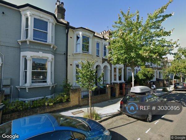 Apartment in London - View 2