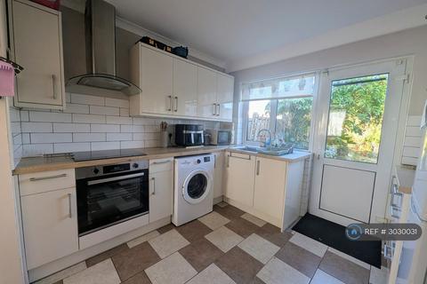 3 bedroom terraced house to rent, Sandburrows Road, Bristol, BS13