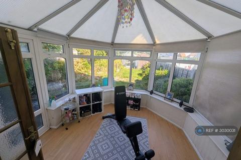 3 bedroom terraced house to rent, Sandburrows Road, Bristol, BS13