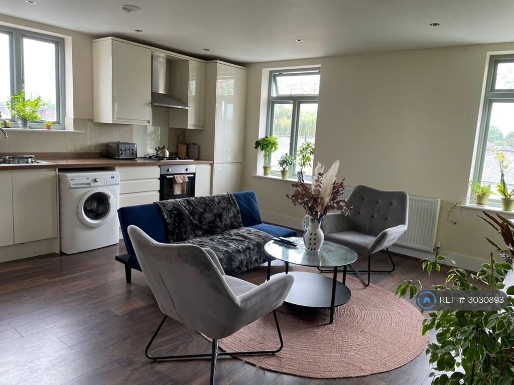 Apartment in London - View 2