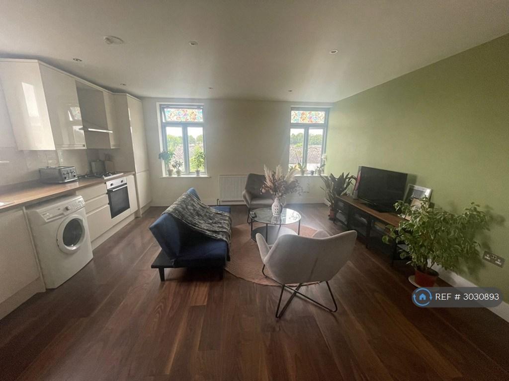 Apartment in London - View 5