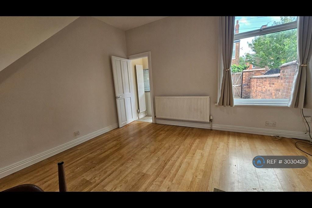 House in Manchester, Victoria Park, Moss Side - View 2