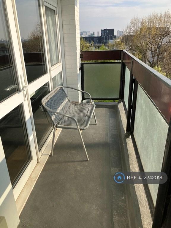 Apartment in London - View 4
