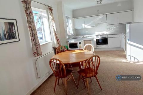 2 bedroom flat to rent, Jasmine Court, Cambridge, CB1