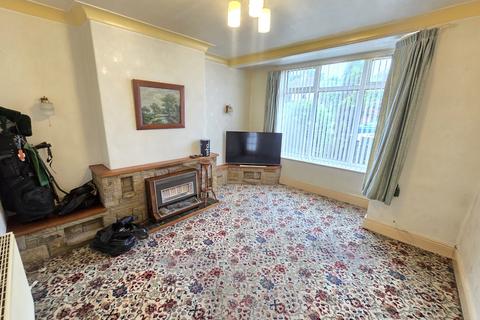 3 bedroom semi-detached house for sale, Speeton Avenue, Bradford, BD7