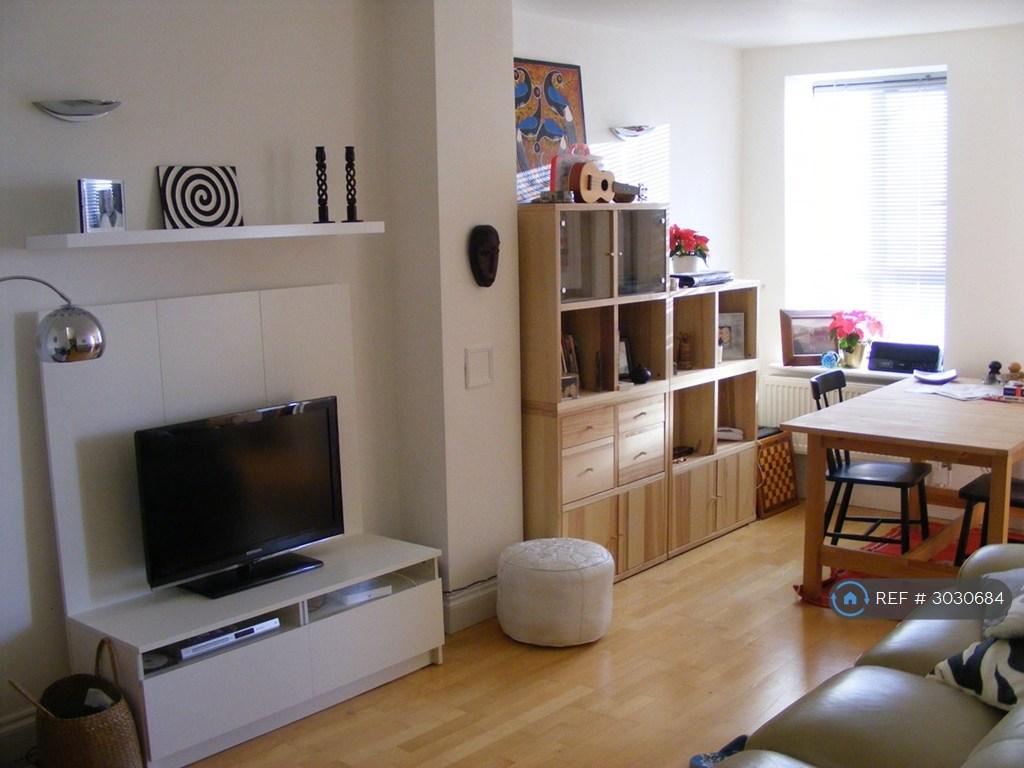 Apartment in London - View 2