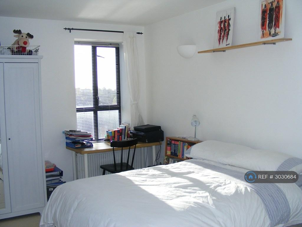 Apartment in London - View 5